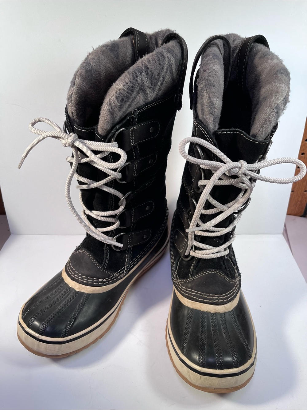Sorel Black and Gray Women's Waterproof Winter Lace-Up Boots